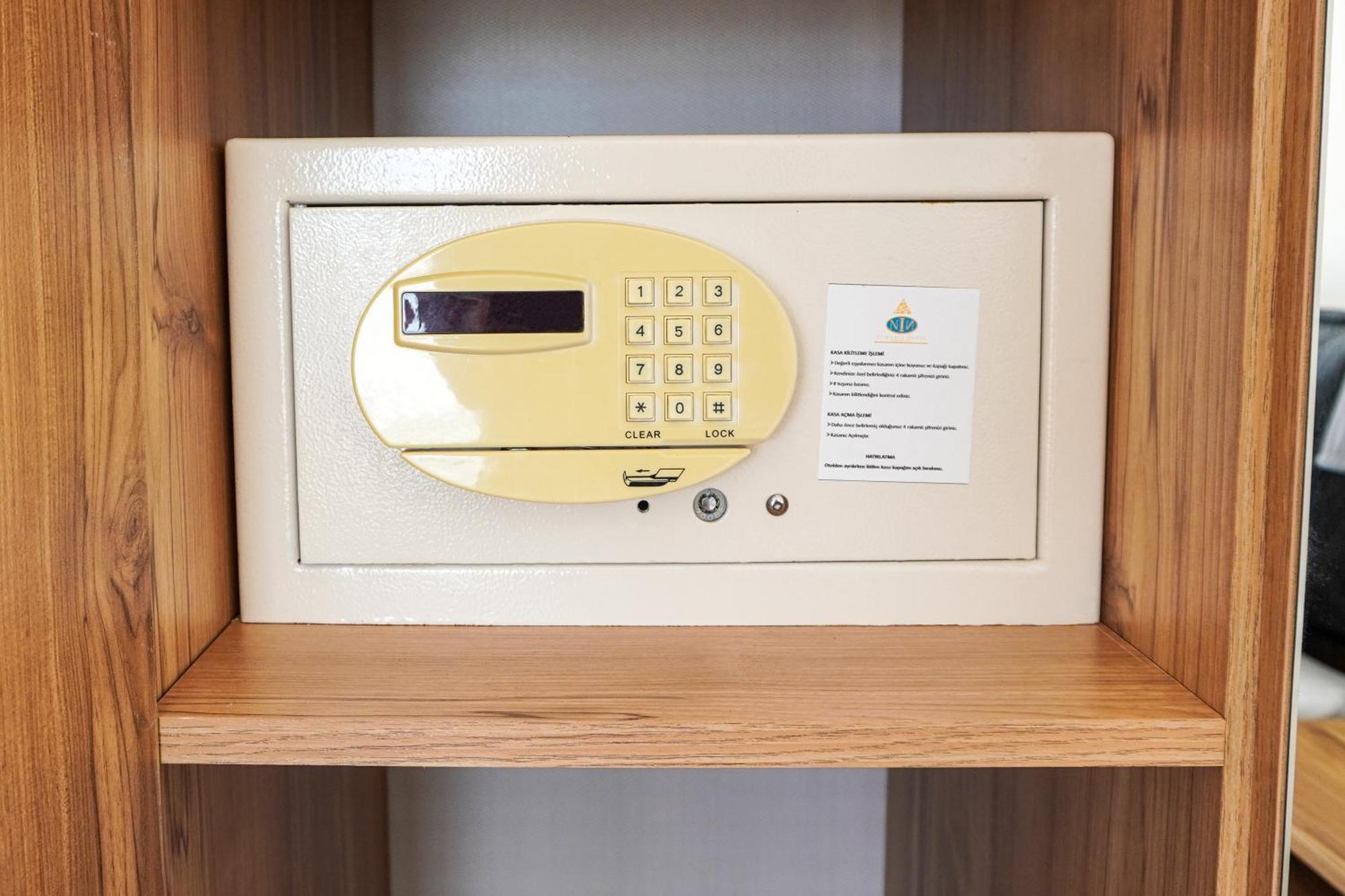 Ni Marin Hotel Миляс Экстерьер фото
